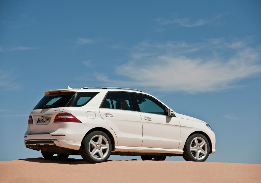  Mercedes-Benz ML-Class 2012 года  (фото 115 из 188)